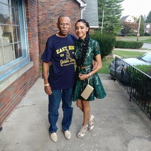 Selling my homecoming dress